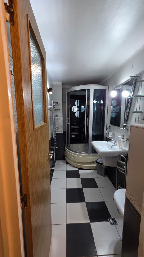 Apartament cu 3 camere cu loc de parcare inclus 13 Septembrie - Poză 9