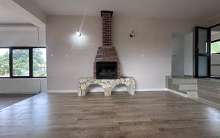 Între dealuri, viță de vie și liniște deplină! Vanzare casa in Prahova - Poză 8