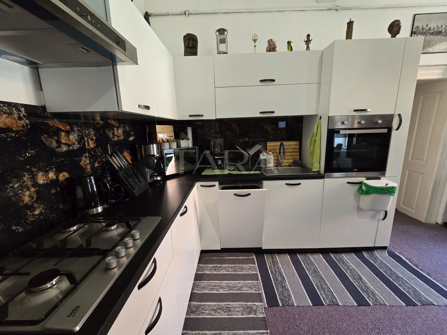 Vând apartament ultracentral în Cluj-Napoca - Poză 3