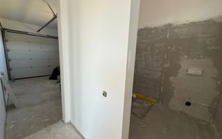 De vanzare Casa cu 3 Dormitoare/Semifinisata Teren 6.5Ari - Poză 7