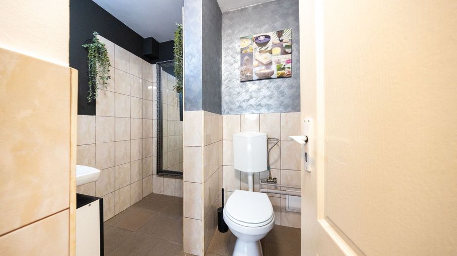 Spațiu comercial stradal de închiriat - Central - Iuliu Maniu - 72mp - Poză 14