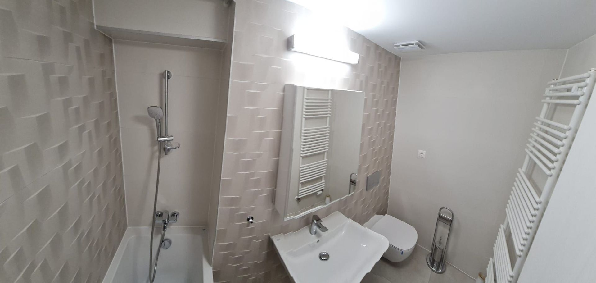3 Camere Inchiriere Cloud 9 Residence - Poză 11