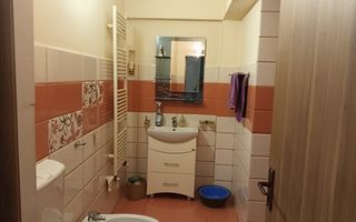 Apartament 2 camere, parcare inclusă – zona VIVO - Poză 4
