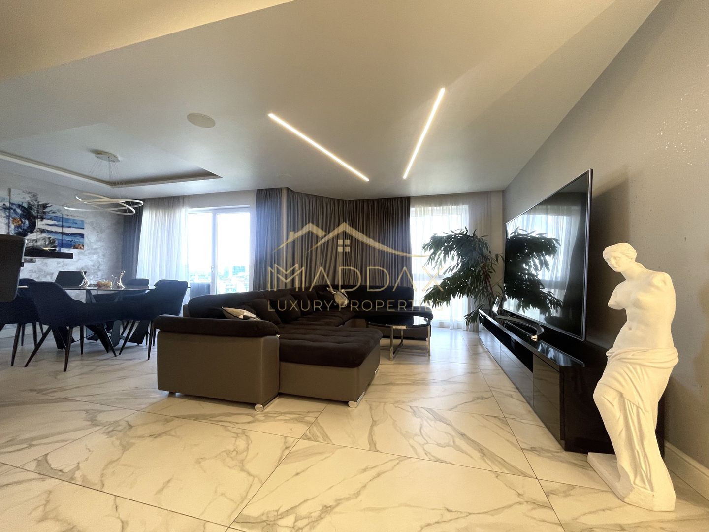 4 rooms apartment - 122 sqm *Furnished*/ 1 Parking / Floreasca - Poză 7