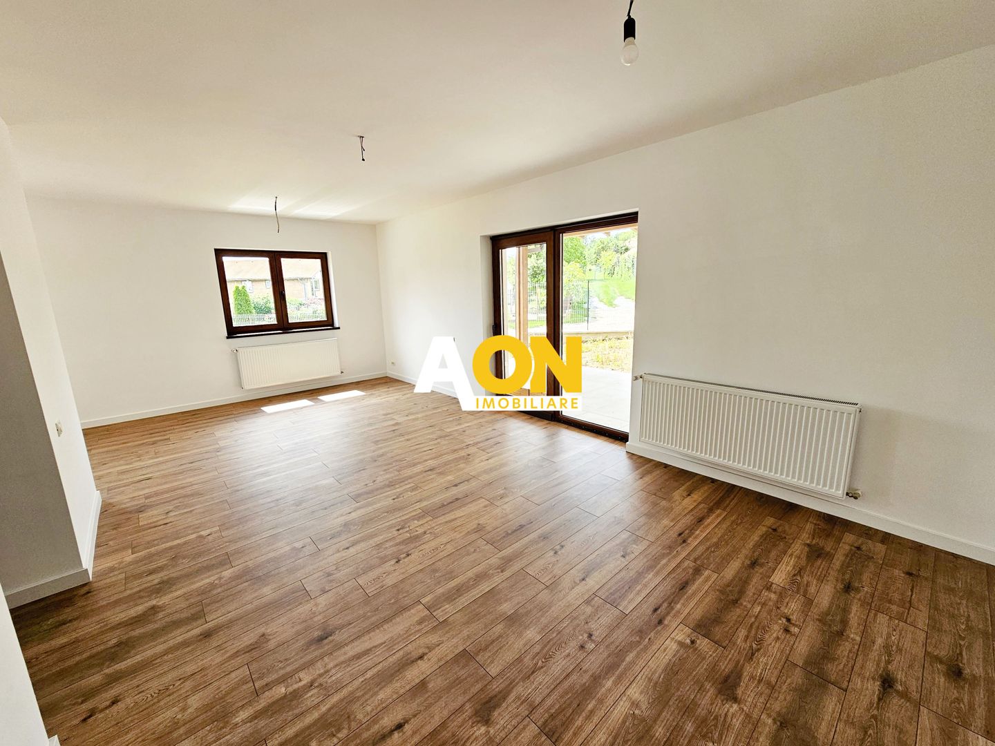 1/2 Duplex, 4 camere, 449 mp teren, asfalt, toate utilitatile, Cetate - Poză 4