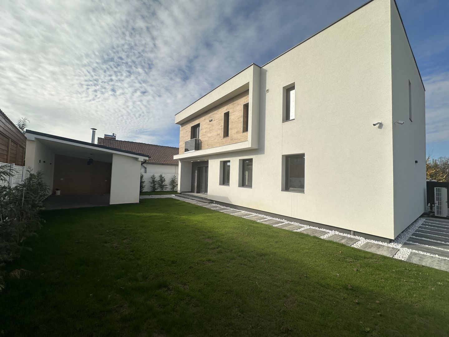 CASA INDIVIDUALA - Poză 5