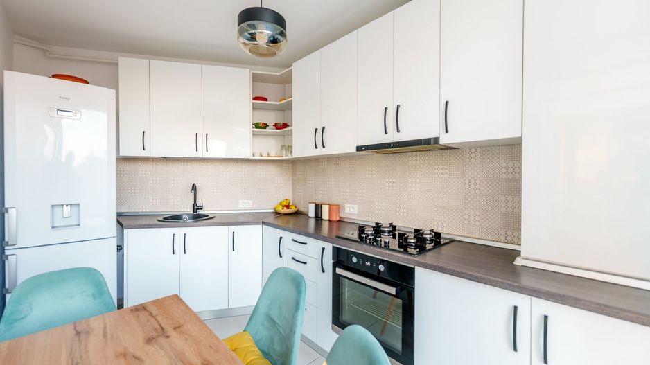 Închiriat: Apartament modern cu 3 camere. Bourgeois Residence - Poză 2