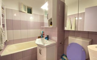 Apartament 3 Camere, Decomandat, Etaj 3,  Zona Aradului, Comision 0% - Poză 8