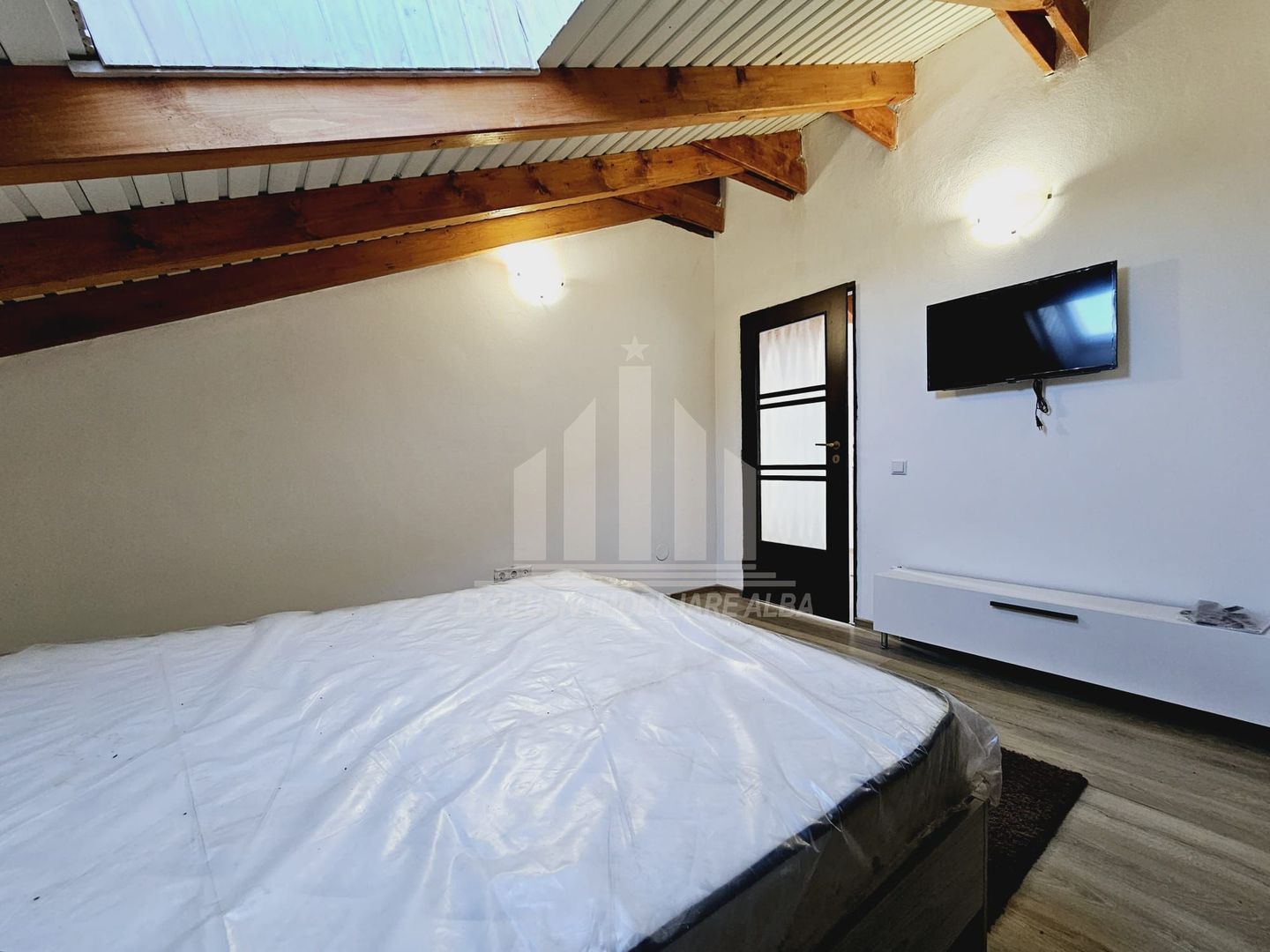 Apartament cu 3 camere decomandate, Centru - Poză 6