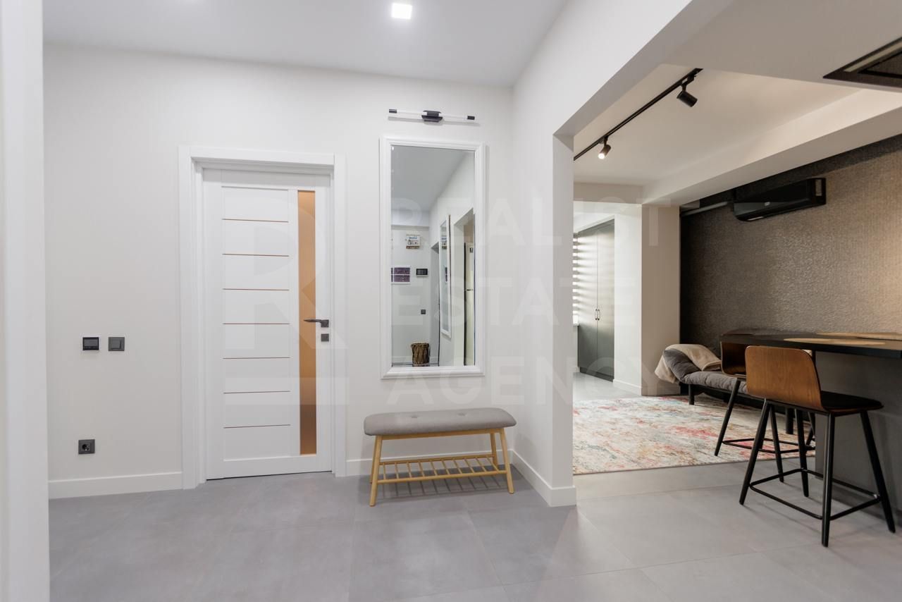 Chirie, apartament, 3 camere, strada Vasile Alecsandri  Centru - Poză 8