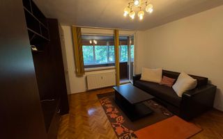 Apartament cu 2 camere, 50mp, decomandat, Zona Fortuna - Poză 2