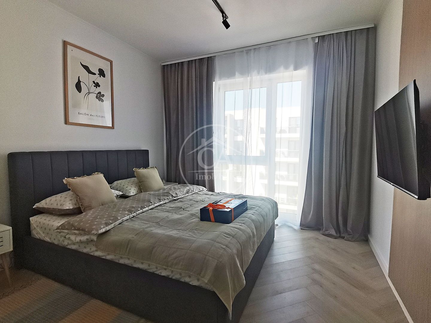 Apartament LUX de închiriat cu 3 camere în PRIMA ARENA, Oradea - Poză 3
