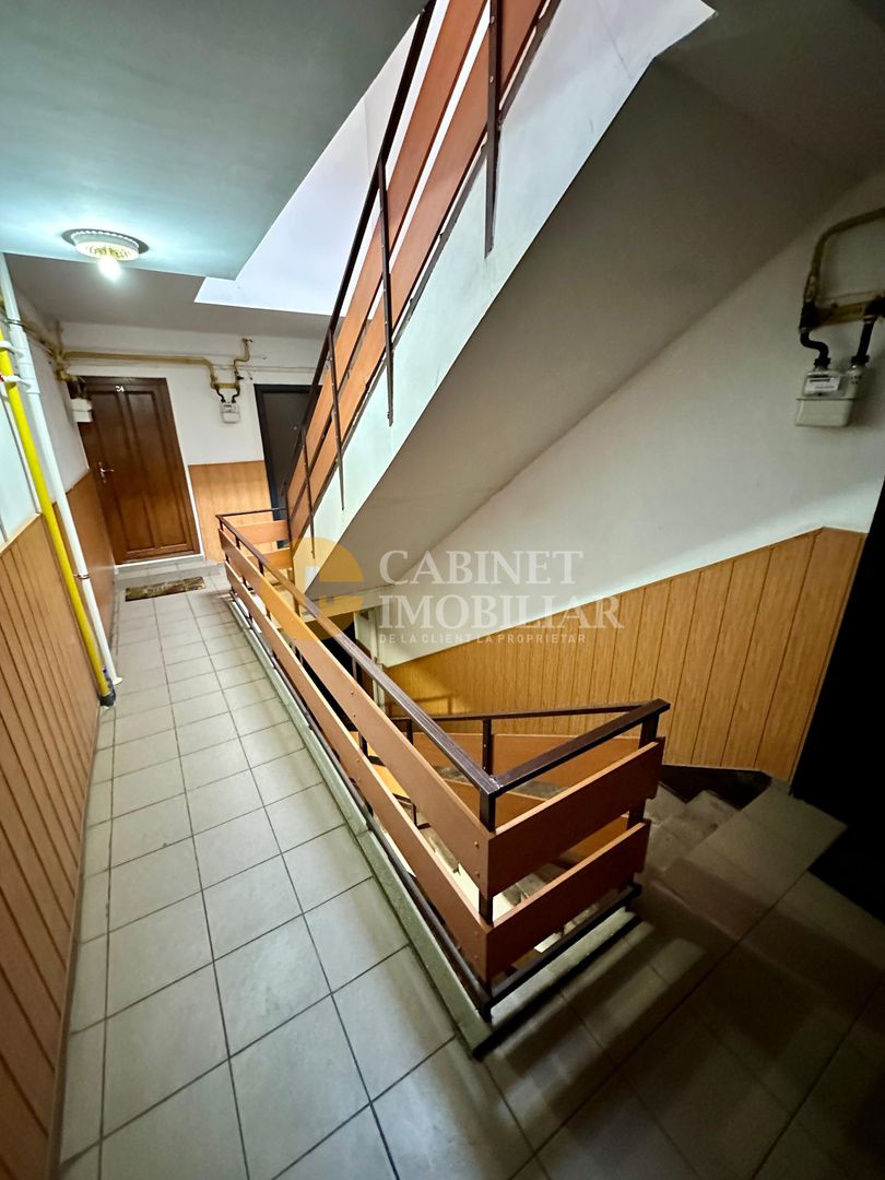 Apartament cu 3 Camere Decomandat - Zona Nicolina 2 - Bloc 1989 - Poză 15