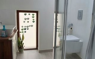 Casa eficienta energetic cu piscina in Giroc - Poză 25