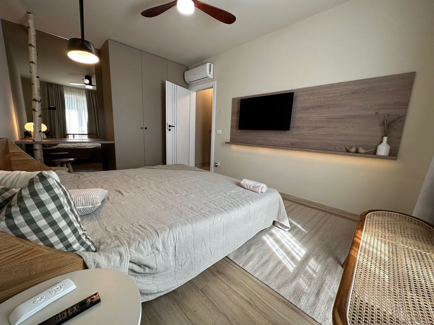 Apartament deosebit  2 camere zona Lipovei - Poză 13