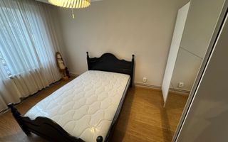 Apartament cu 3 camere, 85 mp, Zona Central - Poză 5