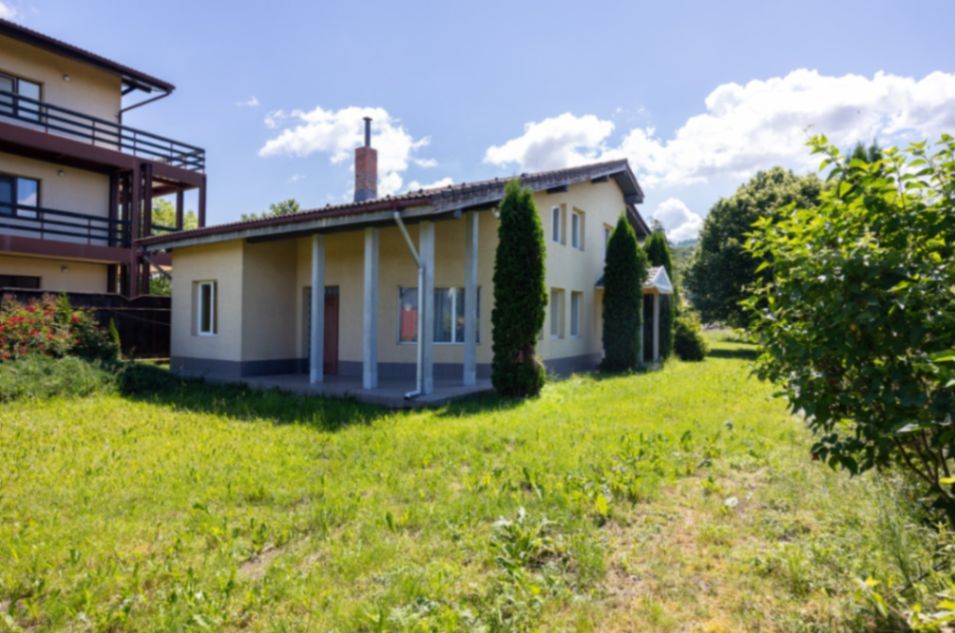 Casă Individuală - Spațioasă de Vânzare în Cristian - Poză 36