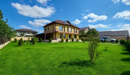 Berceni - VILĂ UNICAT, spațioasă, curte 1.000 mp, la 7 min metrou