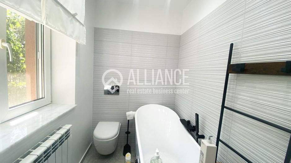 Valu lui Traian (COD 07) Casă  3 camere cu teren  de 930 mp - Poză 11