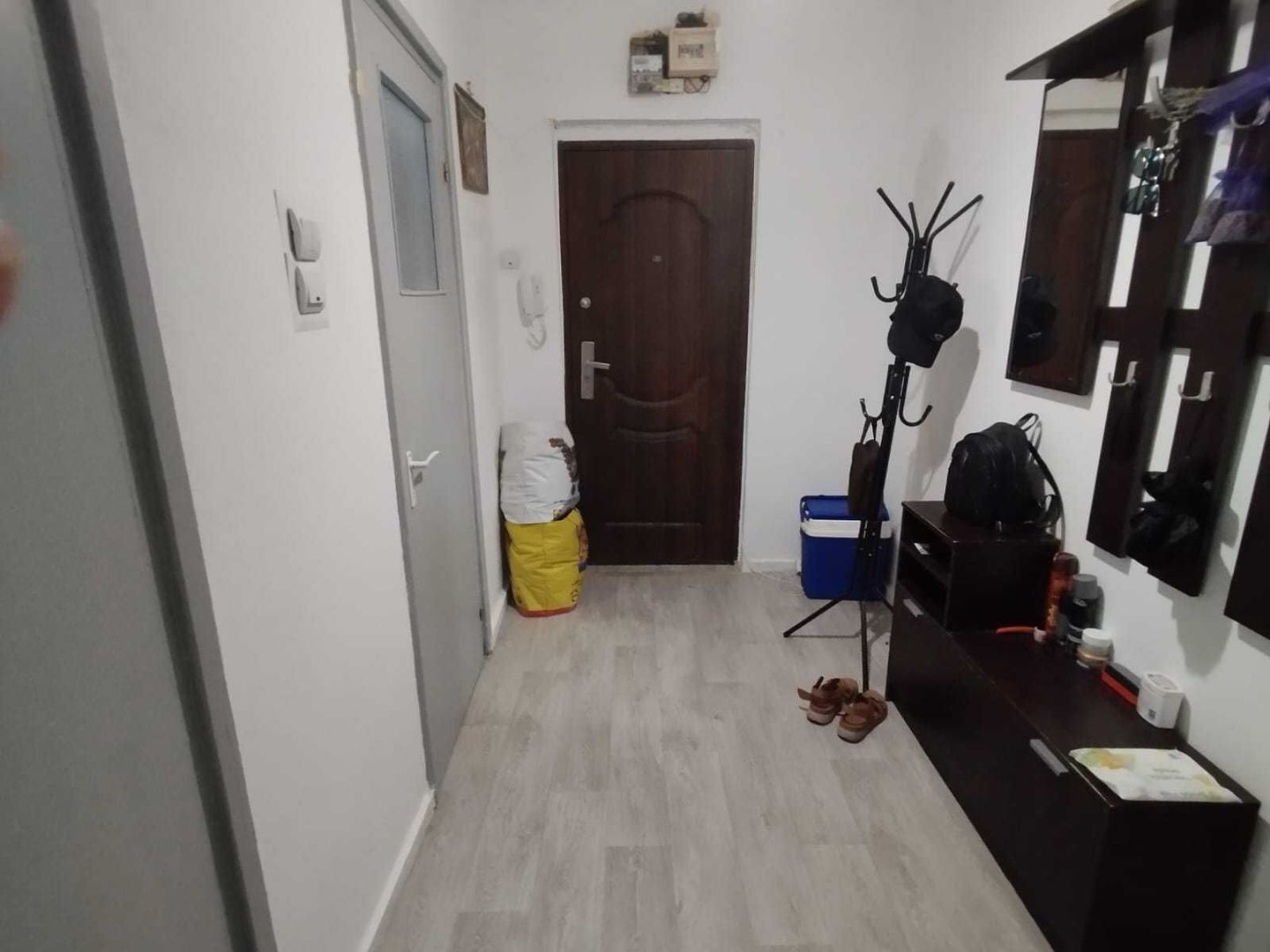 Vand apartament 4 camere zona Titan-Auchan/Ozana - Poză 2