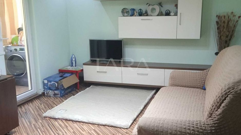 Apartament decomandat cu 3 camere, beci inclus. - Poză 1