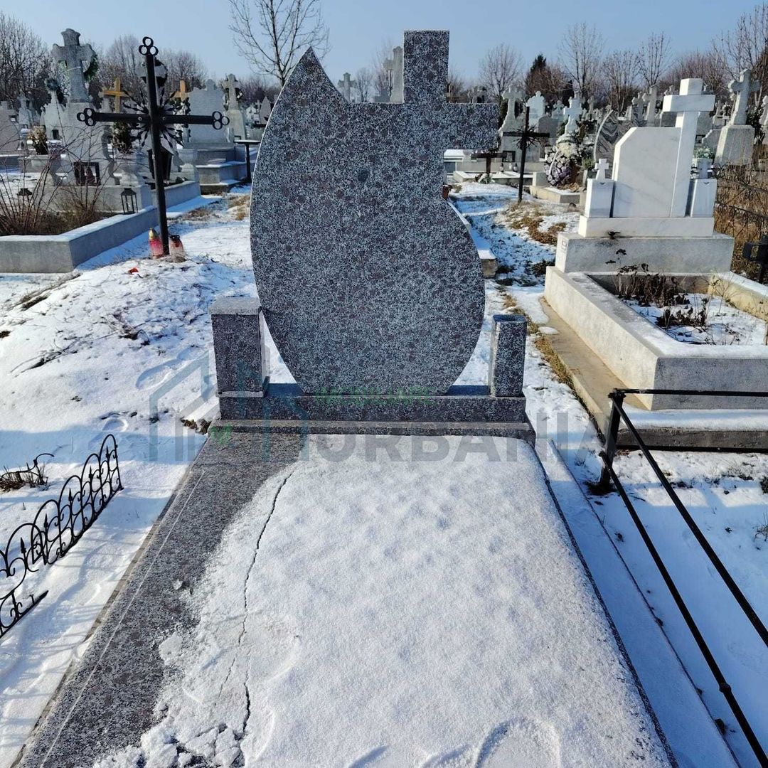 Loc de veci cimitirul Sf. Petru și Pavel - Poză 3