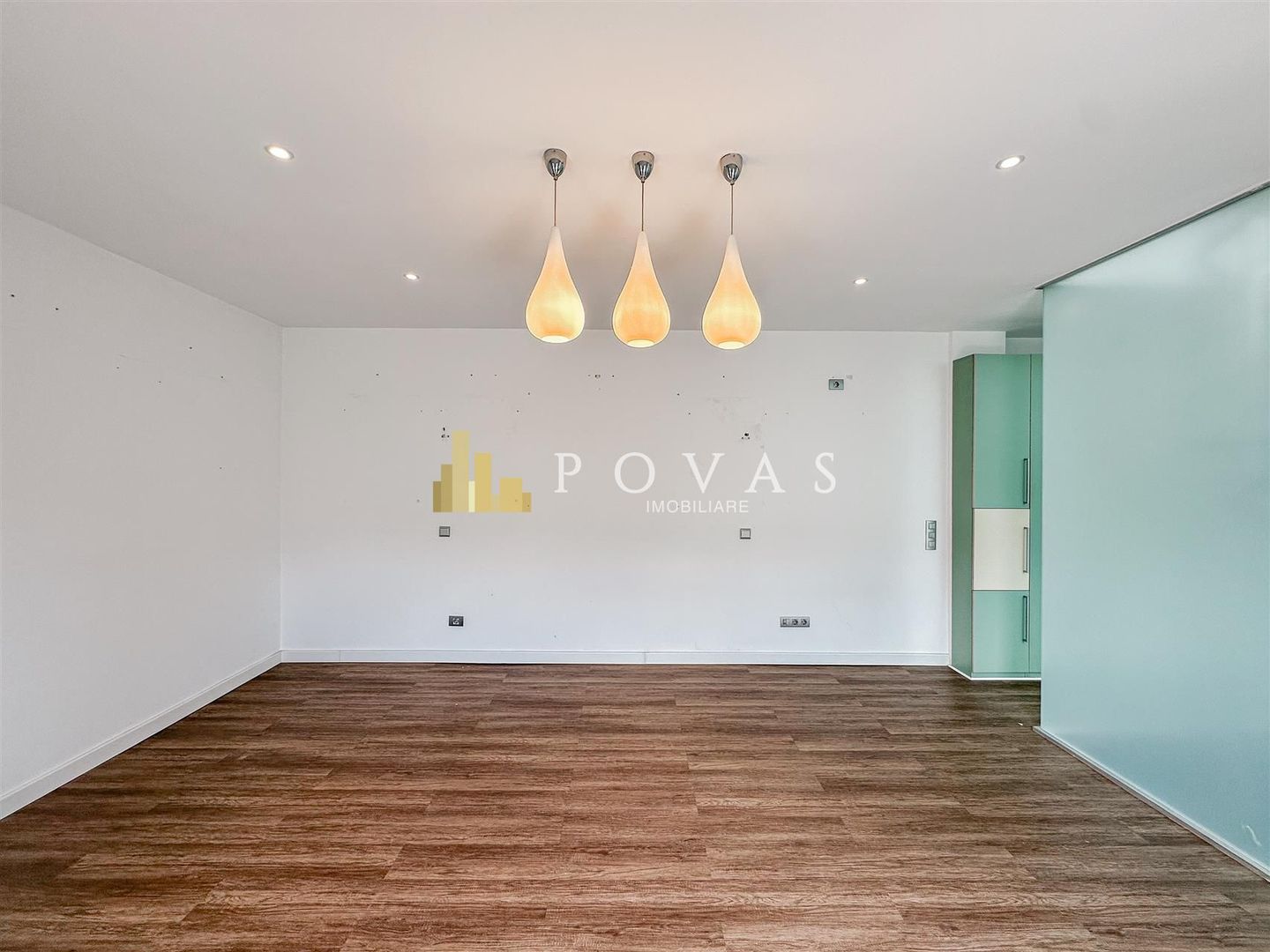 Vanzare Casa Reconsolidata Vatra Luminoasa 5 Camere - Poză 8