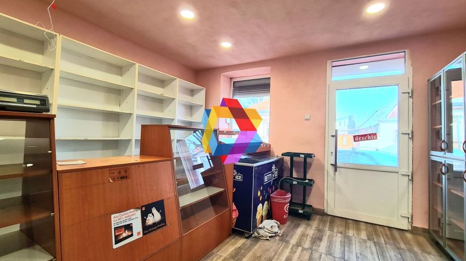 Spatiu comercial de închiriat Brasov - 40 mp # plus-imo.ro - Poză 3