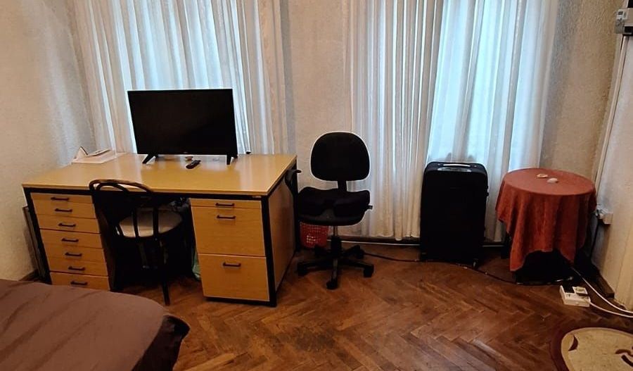 CASA - 3 camere, Parter si Etaj. Parcul Carol. - Poză 2