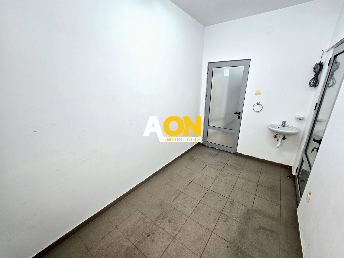 Spațiu Comercial, 100mp, Compartimentat, Zona Carolina Mall - Poză 6