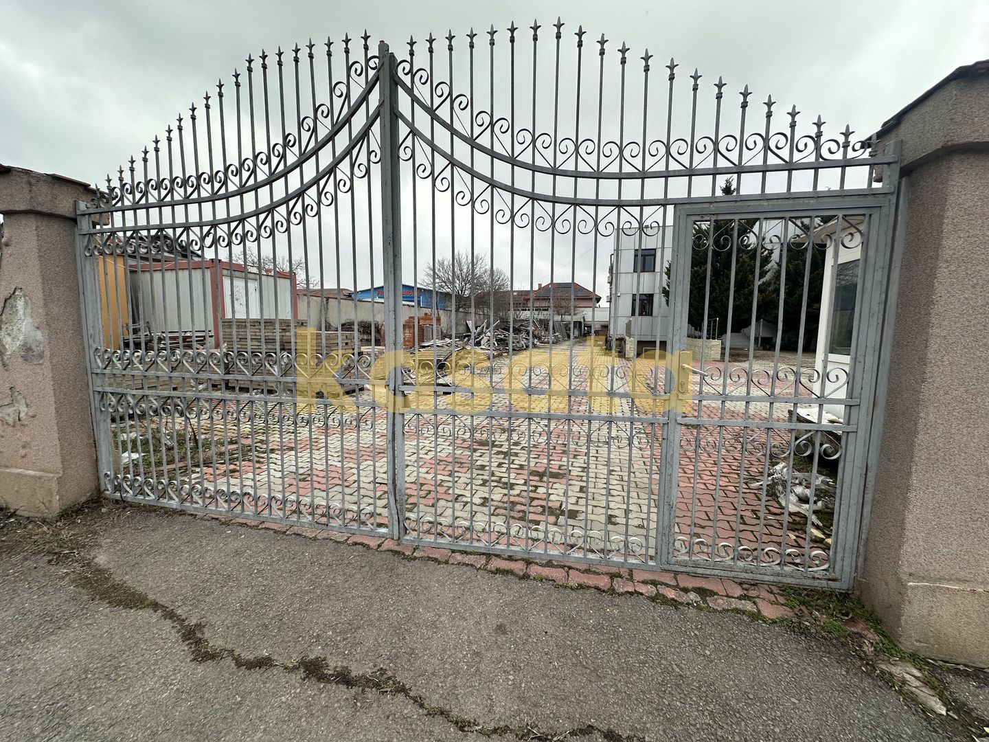 Hală producție | Subsol + Parter + Etaj | Corp anexă | Parcare curte - Poză 52