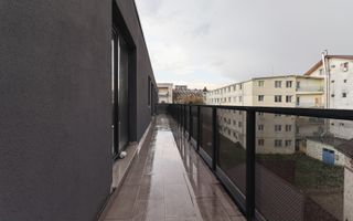 Penthouse dispus pe 2 niveluri in Dambul Rotund - Poză 16