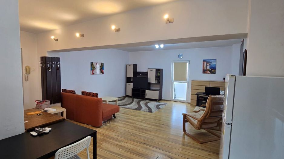 Clea CALARASI  BLOC  MIXT  ,GARSONIERA   CU  2  BALCOANE - Poză 2