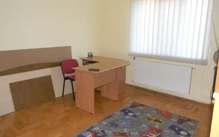 Casa pretabila birouri in cartierul Florilor - Poză 19