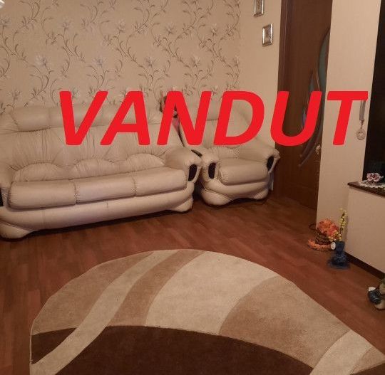 Vanzare apartament 2 camere, Exercitiu, stradal - Poză 1