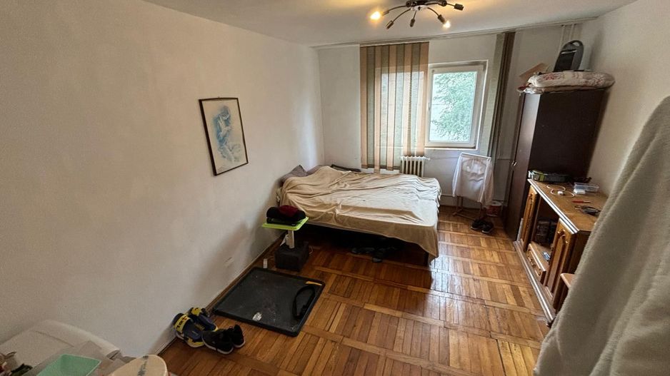 Garsoniera de vanzare  pe strada golescu 12 - Poză 15