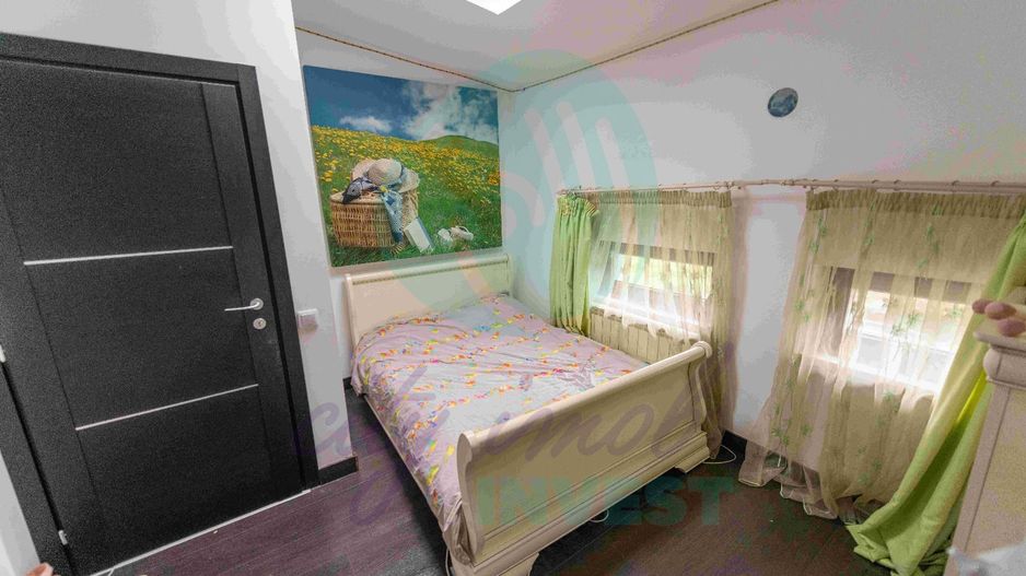 "Acasa" in Vatra Luminoasa - Poză 9