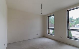 Case cuplate 5 camere si teren de 700 m2 in Feleacu - Poză 17