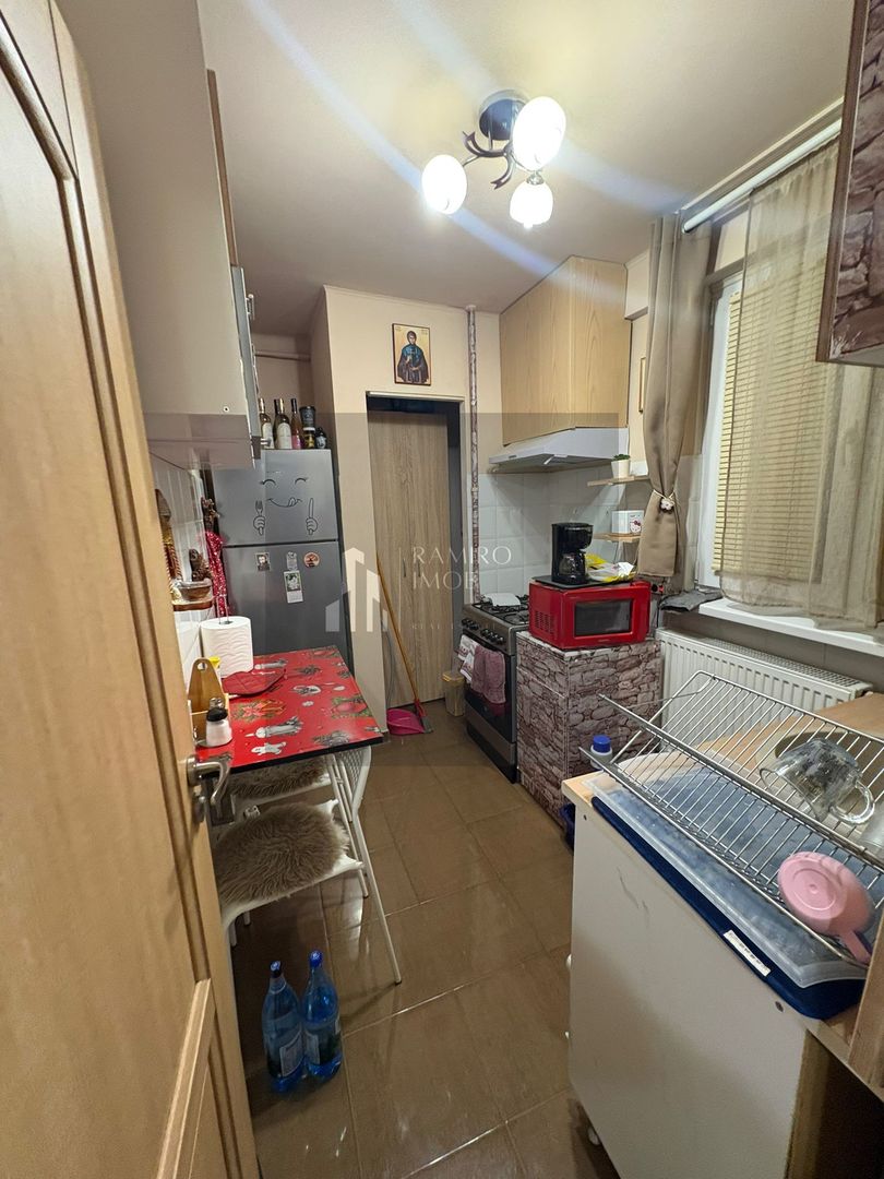 Apartament 2 camere Eroii Revolutiei 3 min metrou/centrala proprie - Poză 8