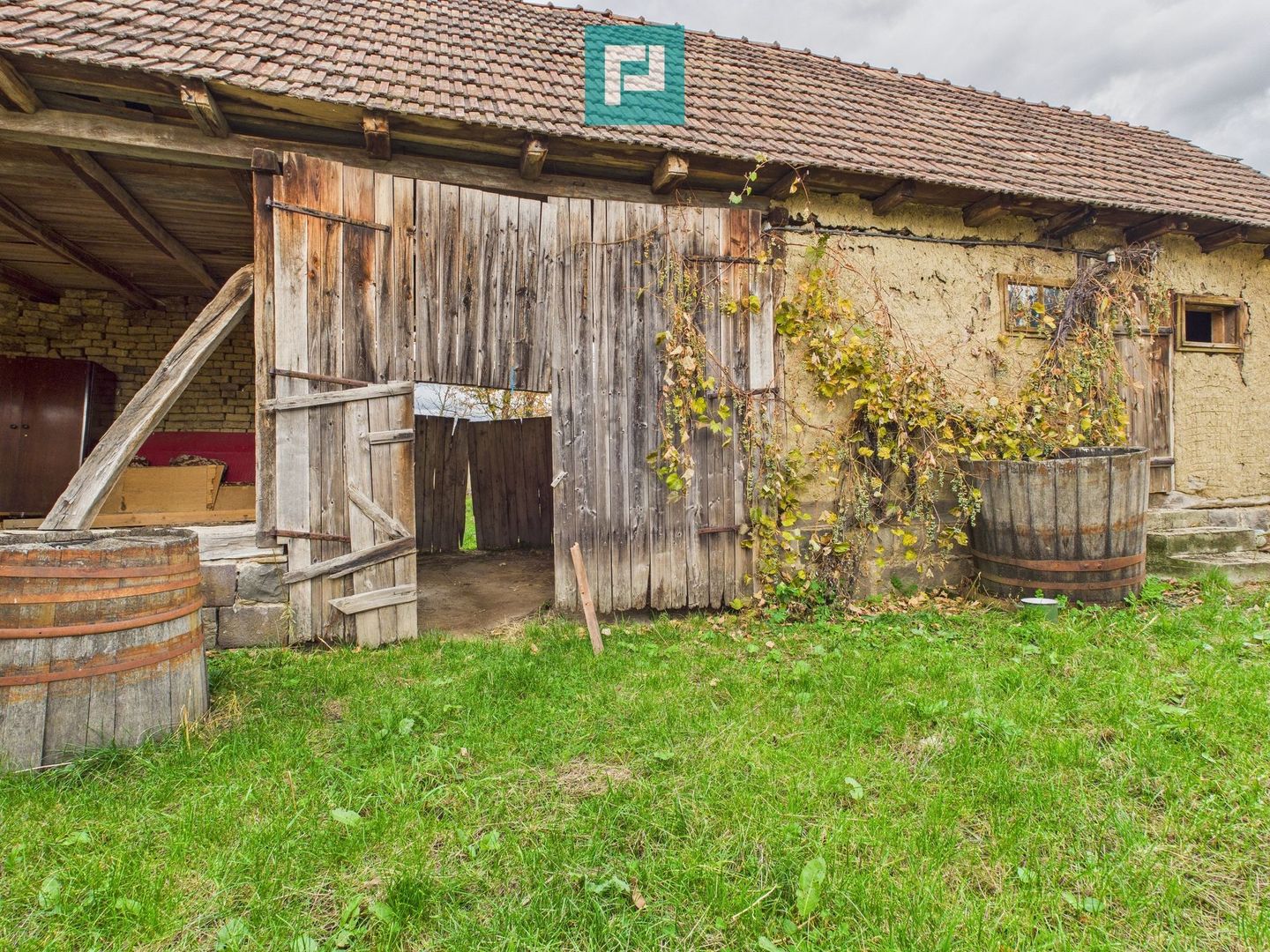 Casă cu 4 camere în Buhani, Dezna - Poză 9