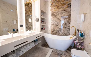 VILA ULTRA-LUX/ OTOPENI CENTRAL/SMART HOME/PISCINA - Poză 22