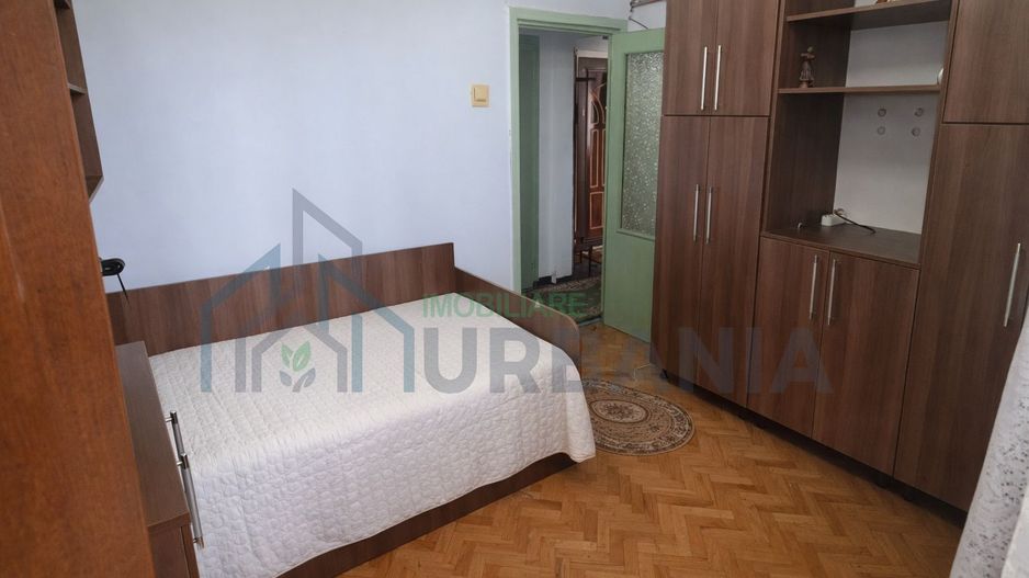 Apartament 2 camere Decomandat, Et. Interm., Podu Ros - Poză 4