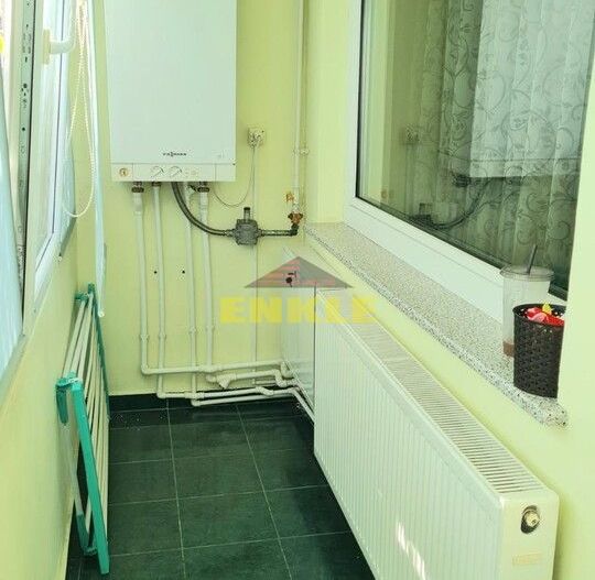 De vânzare apartament cu 3 camere, strada Octav Onicescu - Poză 5