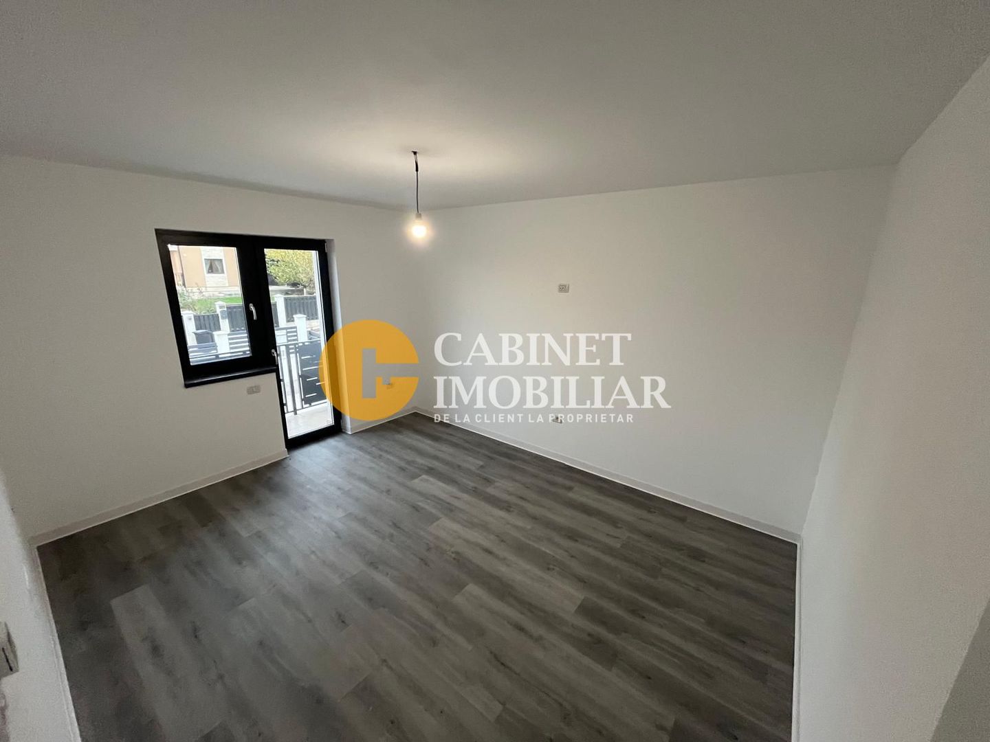 Casa individuala finalizata de vanzare in Valea Adanca - Poză 9