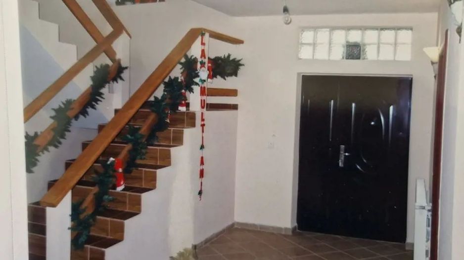 De vanzare casa+magazin+gradina, teren 980mp, Magurele - Poză 4