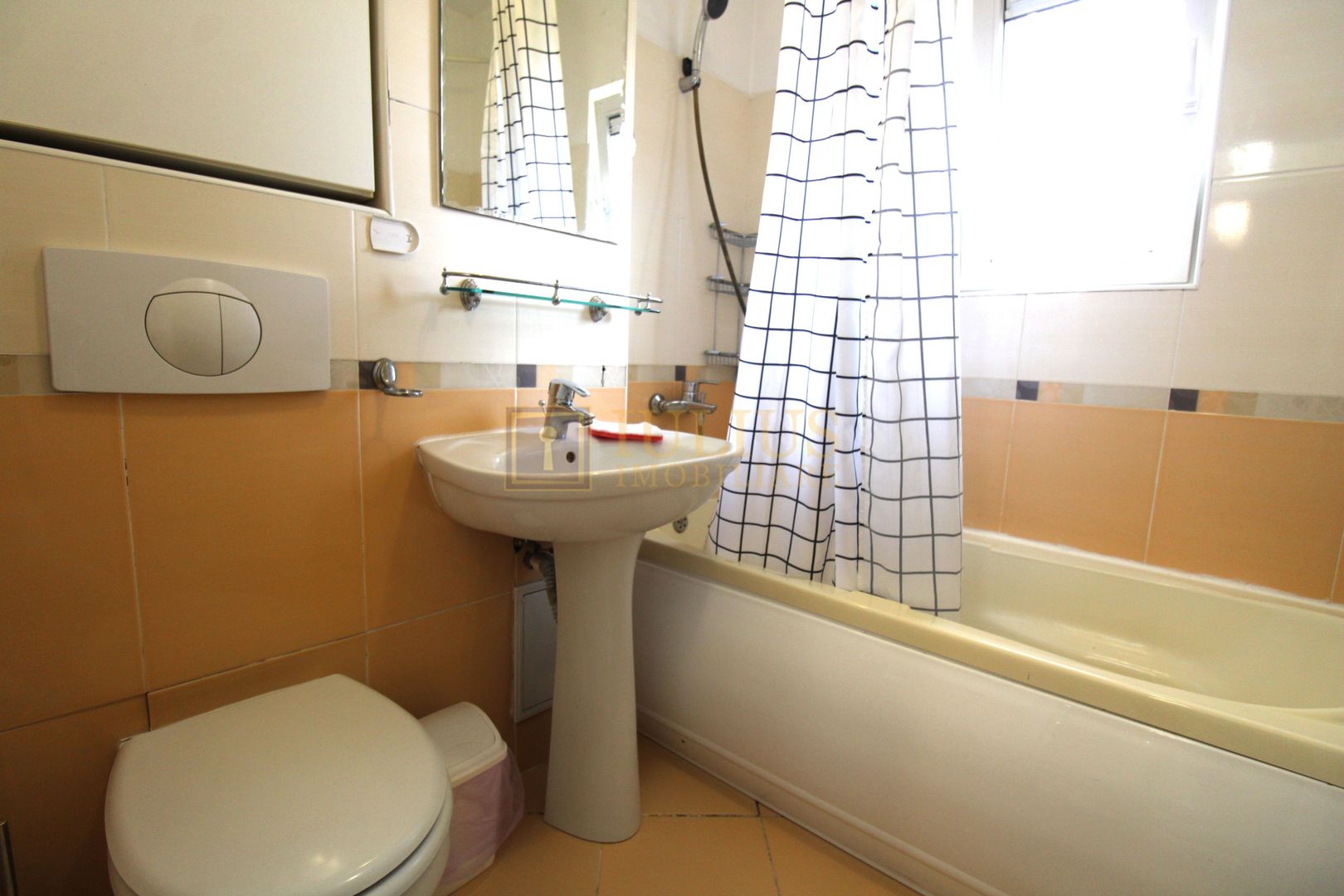 Apartament cu 3 camere in Aradului, 2 locuri de parcare - Poză 15