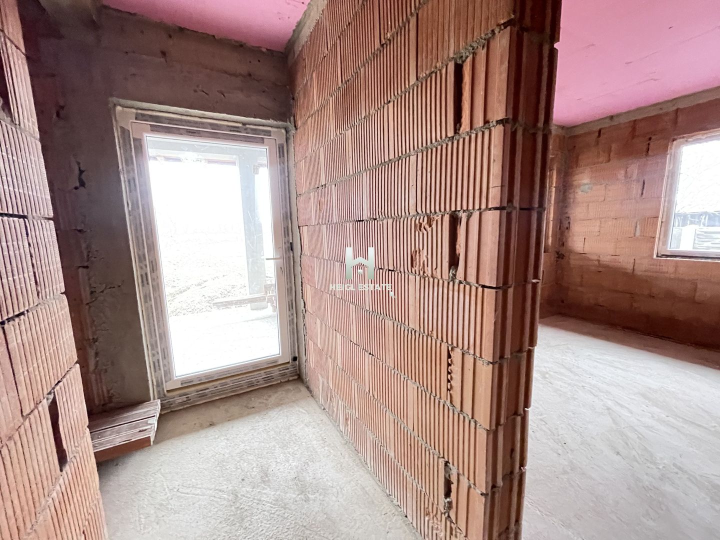 Casa individuala cu 3 camere si gradina mare in Sacosu Turcesc - Poză 6