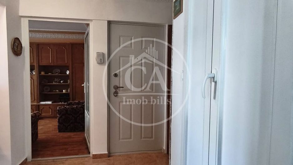 Apartament cu 2 camere de vânzare în zona Rogerius, Oradea - Poză 11