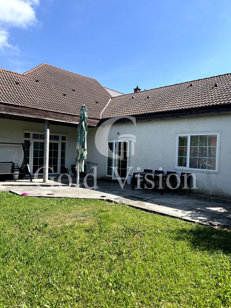 De vanzare sau de inchiriat casa individuala in cart Dambu Pietros - Poză 6