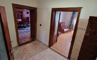 Ocazie! Pret redus! Apartament 2 camere, 80 mp, zona ultracentrală. - Poză 2